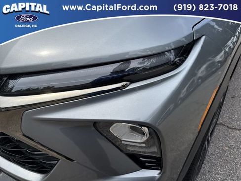 Used 2026 Chevrolet TrailBlazer RS w/ Convenience Package FWD image 11