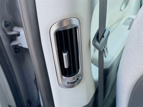 Used 2024 Hyundai Ioniq 5 Limited image 23