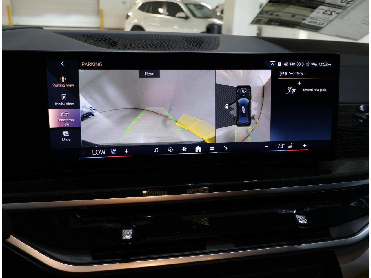 New 2027 BMW X6 xDrive40i w/ Climate Comfort Package AWD/4WD image 19