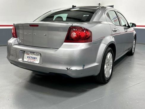 Used 2013 Dodge Avenger SE image 7