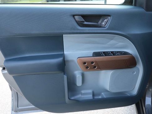 Used 2023 Ford Maverick Lariat w/ Equipment Group 500A Standard image 12