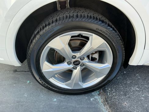 Used 2023 Audi Q5 2.0T Premium Plus w/ Premium Plus Package image 29