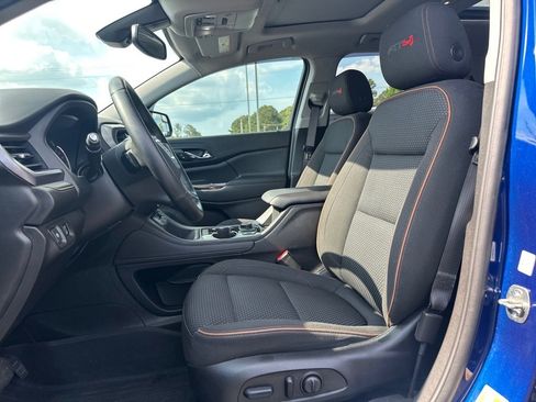 Used 2023 GMC Acadia AT4 image 19