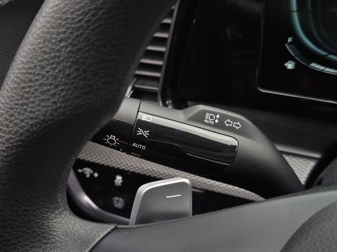 Used 2025 Kia Sportage LX image 23