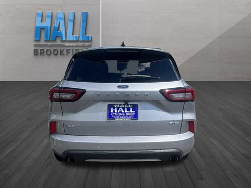 Used 2024 Ford Escape ST-Line w/ Tech Pack #1 AWD/4WD image 4