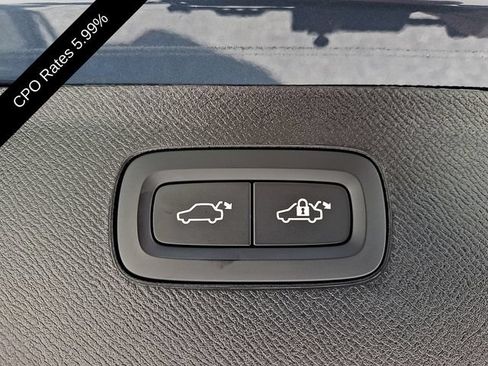 Certified 2025 Volvo XC90 T8 Plus w/ Protection Package Premier AWD/4WD image 33