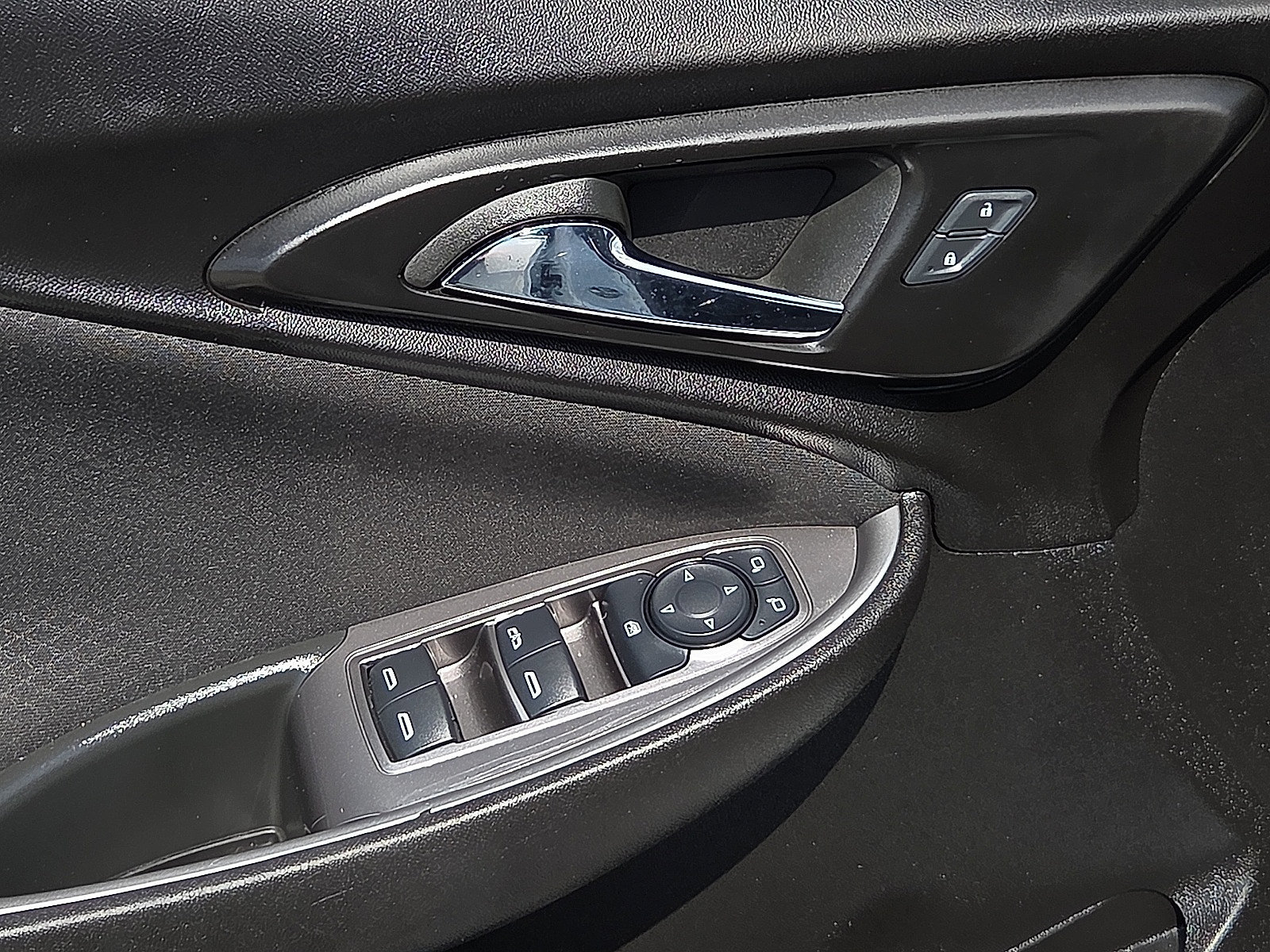 Certified 2025 Chevrolet Malibu LT FWD image 13