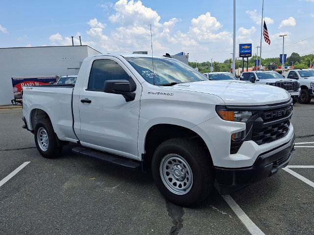 Used 2025 Chevrolet Silverado 1500 W/T w/ WT Value Package AWD/4WD image 3