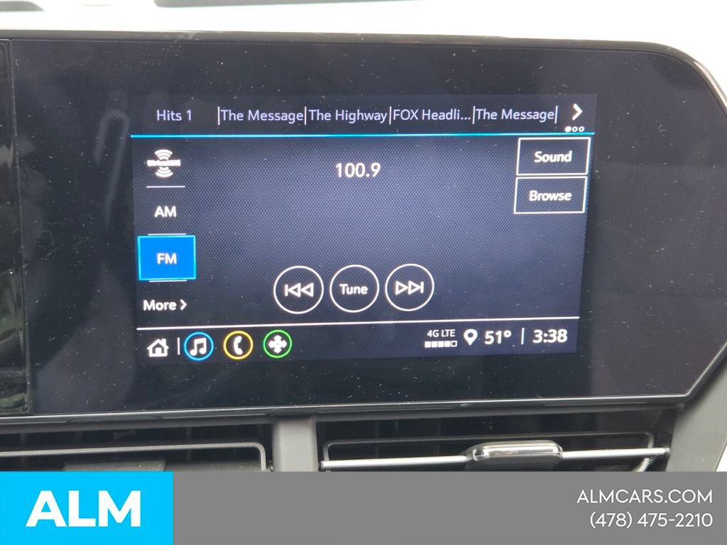 Used 2024 Chevrolet Trax LS FWD image 21