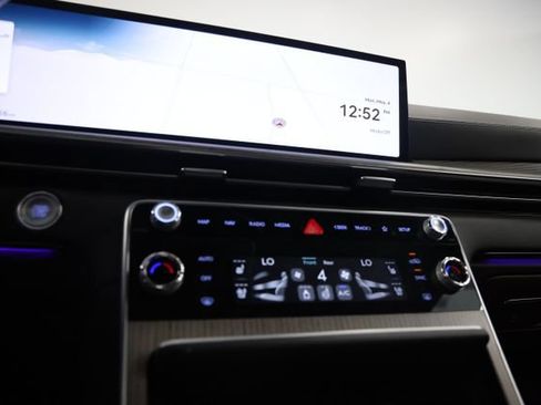 Used 2025 Genesis GV80 3.5T Prestige AWD/4WD image 26