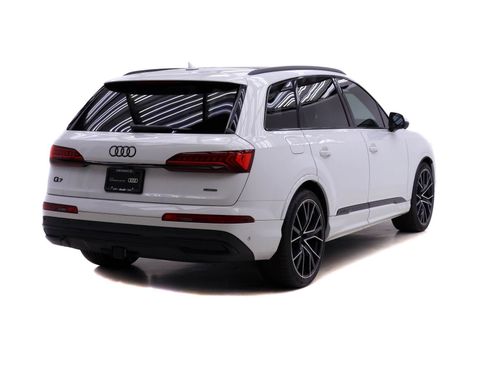 Certified 2023 Audi Q7 3.0T Prestige w/ Prestige Package AWD/4WD image 4