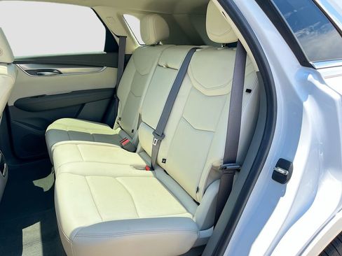 Used 2021 Cadillac XT5 Premium Luxury AWD/4WD image 30