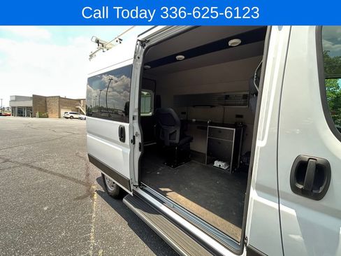 Used 2022 RAM ProMaster 1500 FWD image 14
