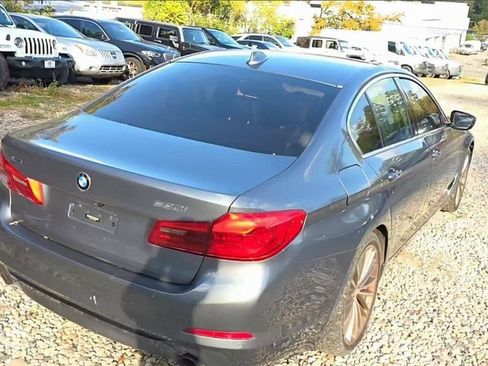 Used 2018 BMW 530i xDrive 530i xDrive image 2