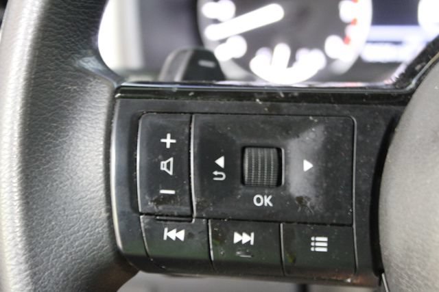 Used 2022 Nissan Rogue SV AWD/4WD image 14
