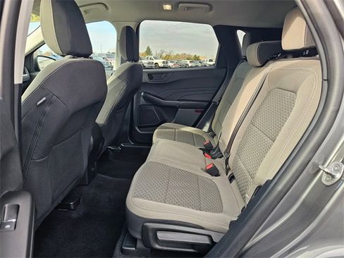 Used 2022 Ford Escape SE image 13