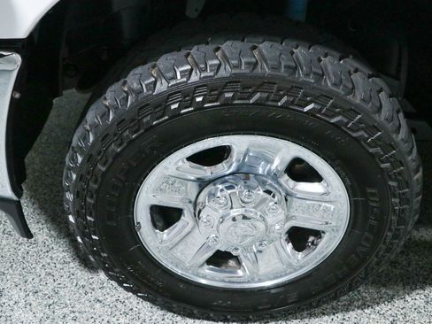 Used 2022 RAM 2500 Tradesman AWD/4WD image 11
