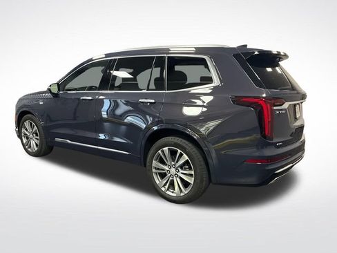 Certified 2025 Cadillac XT6 Premium Luxury AWD/4WD image 3