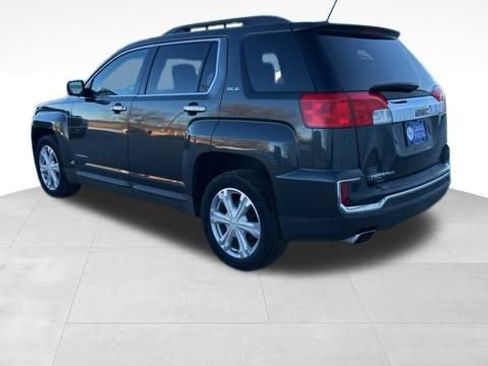 Used 2017 GMC Terrain SLE w/ Chrome Edition image 5