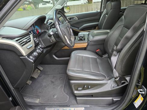 Used 2020 GMC Yukon XL Denali w/ Denali Ultimate Package image 23