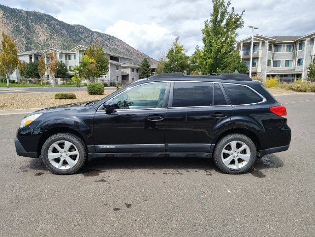Used 2013 Subaru Outback 2.5i Premium w/ Popular Pkg 1B AWD/4WD image 6