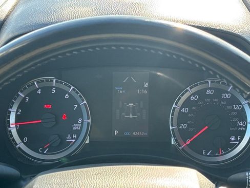 Used 2021 Toyota Highlander LE image 17