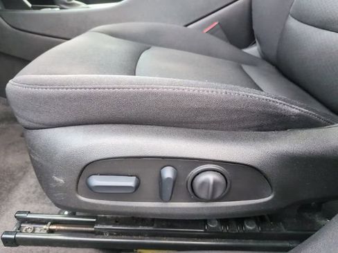 Used 2024 Chevrolet Malibu LT image 14