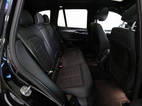 Used 2018 BMW X3 M40i image 11