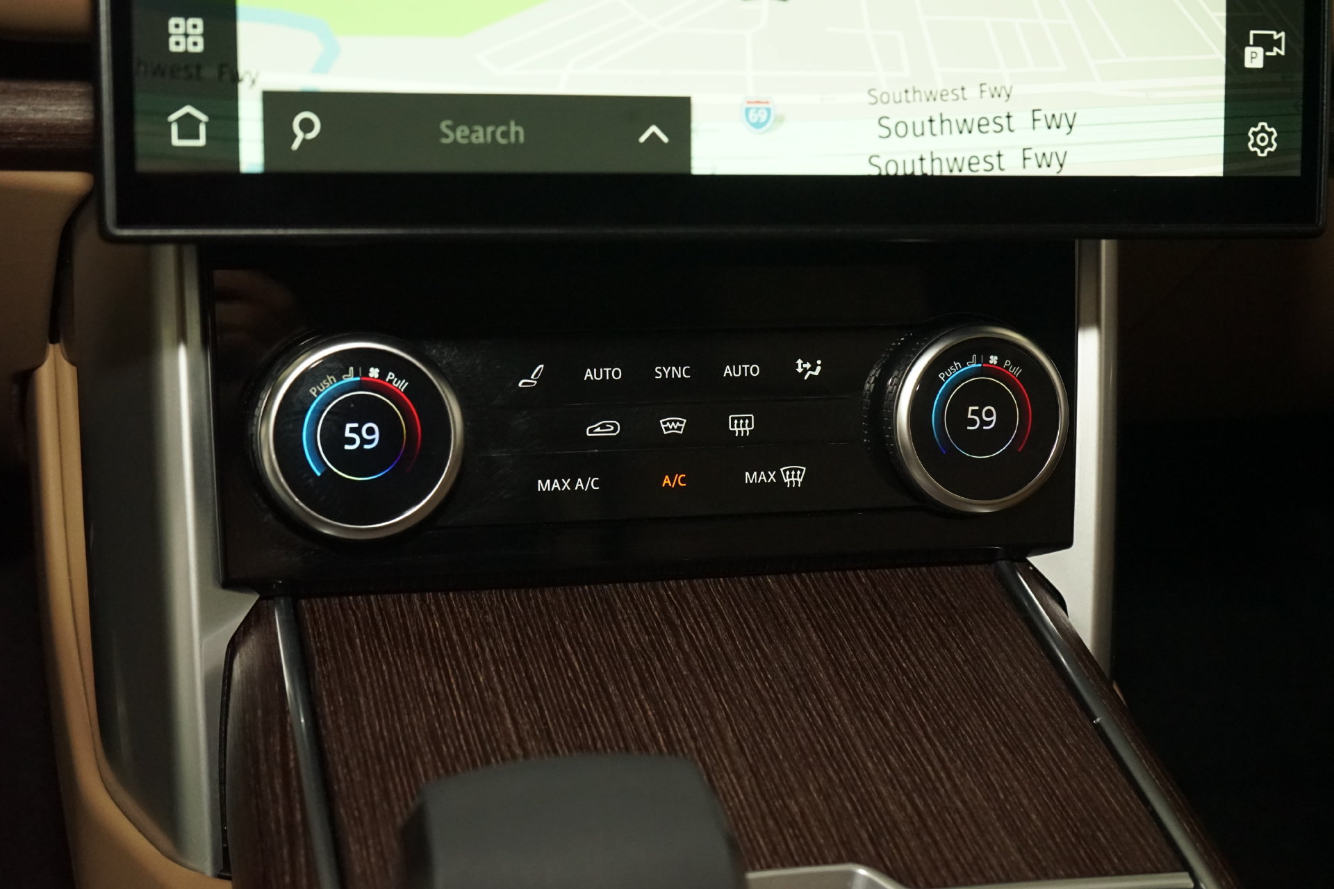 Used 2023 Land Rover Range Rover SE AWD/4WD image 18
