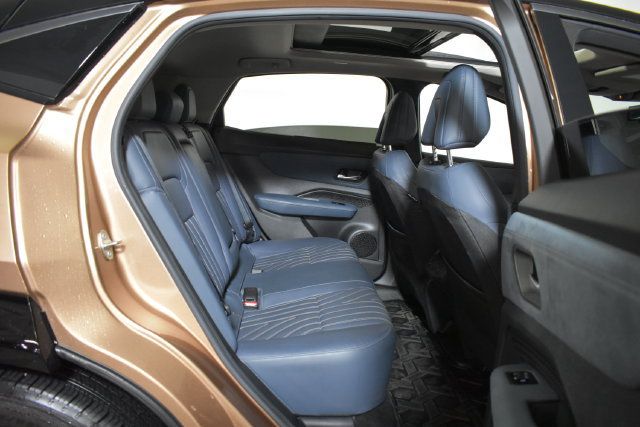 Certified 2023 Nissan Ariya AWD/4WD image 36