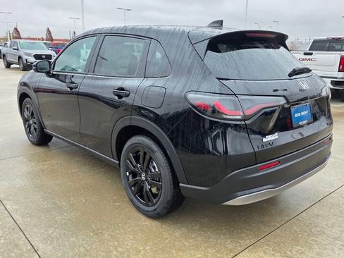 New 2026 Honda HR-V Sport image 3