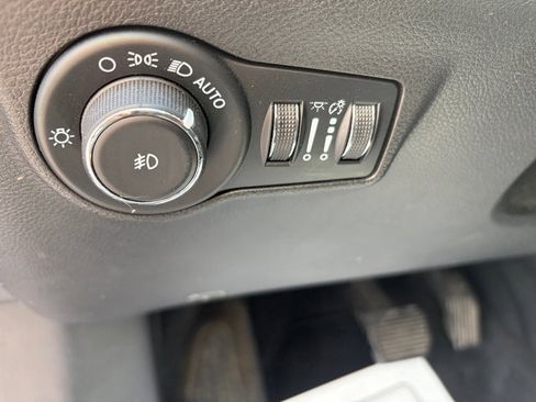 Used 2022 Jeep Compass Limited w/ Elite Group AWD/4WD image 21