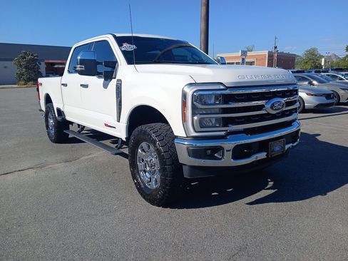 Used 2025 Ford F250 King Ranch w/ Chrome Package image 3