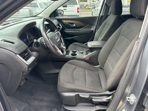 Used 2020 GMC Terrain SLE image 10