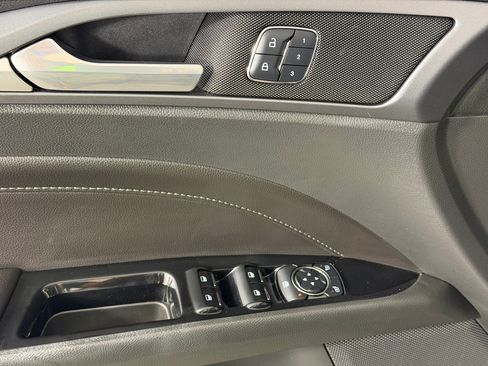 Used 2014 Ford Fusion Titanium AWD/4WD image 14