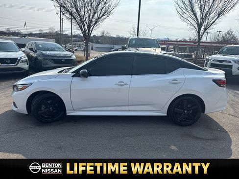 Used 2023 Nissan Sentra SR w/ Trunk Package image 5