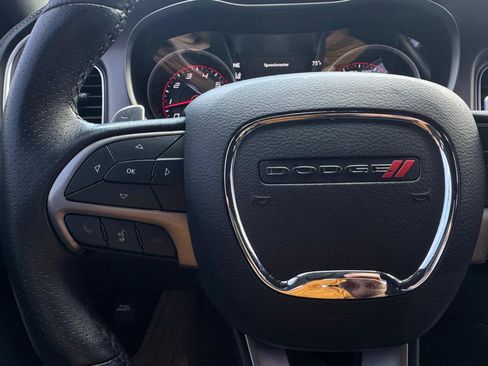 Used 2019 Dodge Charger Scat Pack w/ Technology Group RWD image 10