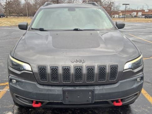 Used 2019 Jeep Cherokee Trailhawk w/ Cold Weather Group image 2