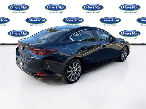Used 2021 MAZDA MAZDA3 s image 8