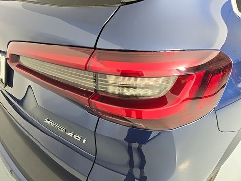 Used 2021 BMW X5 xDrive40i w/ Convenience Package image 9