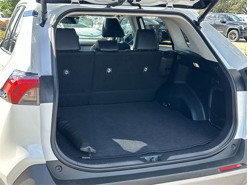 Used 2024 Toyota RAV4 Limited image 24
