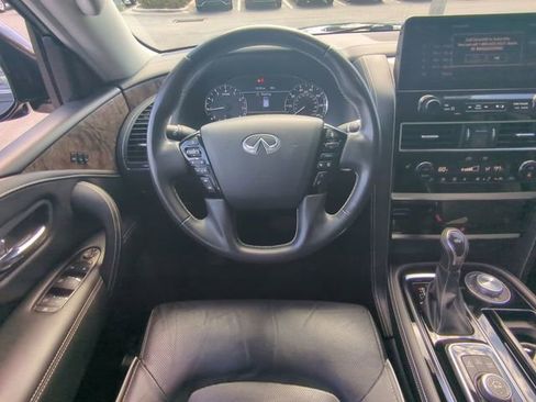 Used 2024 INFINITI QX80 Premium Select w/ Cargo Package image 18