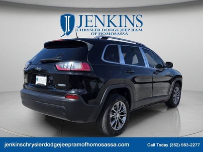 Used 2019 Jeep Cherokee Latitude Plus w/ Comfort/Convenience Group