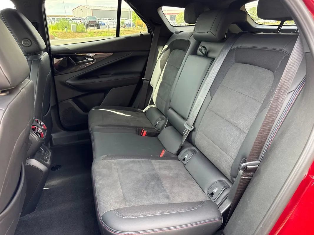 Used 2024 Chevrolet Blazer EV RS AWD/4WD image 40