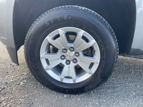 Used 2021 Chevrolet Colorado LT w/ Fleet Safety Package RWD image 17