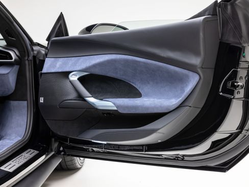 Certified 2025 Ferrari 296 GTB Coupe image 28