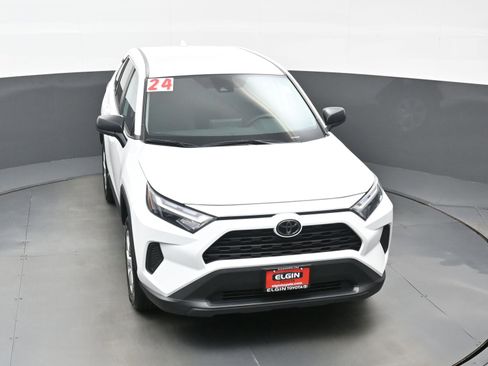 Used 2024 Toyota RAV4 LE image 33