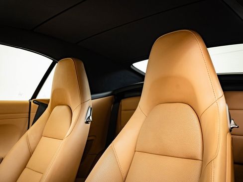 Used 2015 Porsche 911 Carrera S image 23