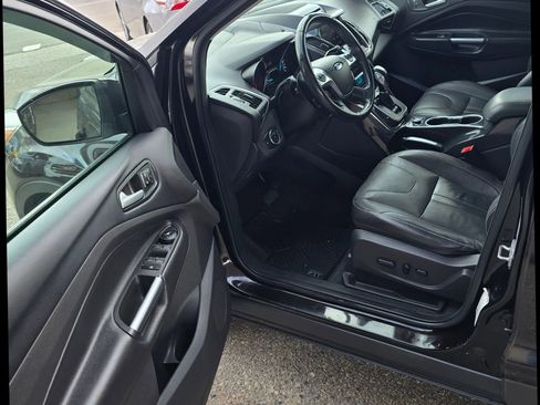 Used 2013 Ford Escape Titanium w/ Parking Technology Pkg image 10