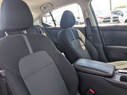 Used 2024 Nissan Sentra SV FWD image 26